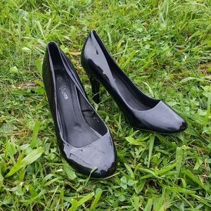 🙂 Daily Shoes Black Patent Heels
